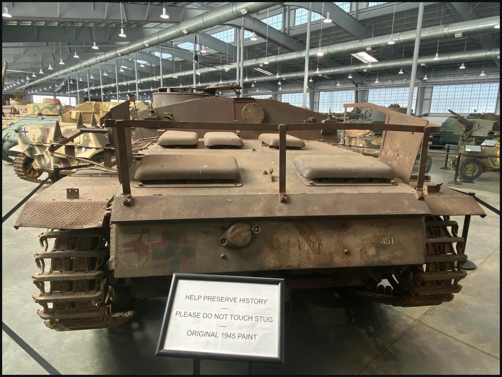 un Stug III Ausf G vu de l'arrière