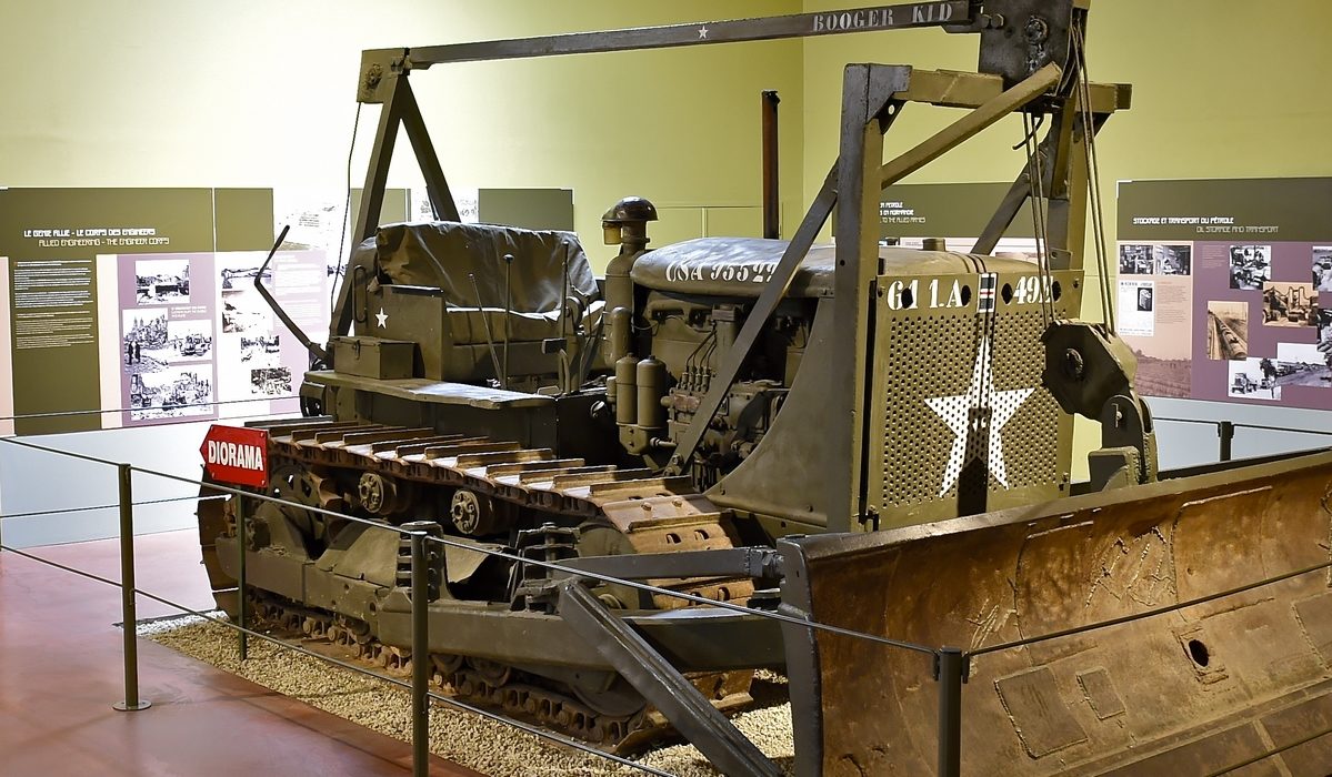 un Caterpillar D7 à Bayeux Museum