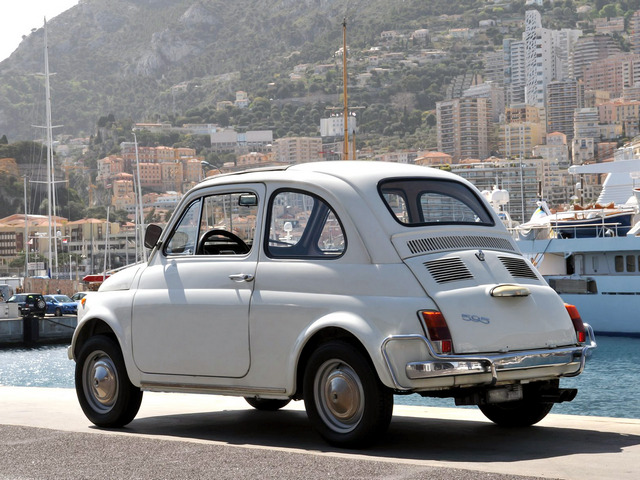 une Fiat Abarth 595 (110) 1965–1971 vue de 3/4 arrière gauche