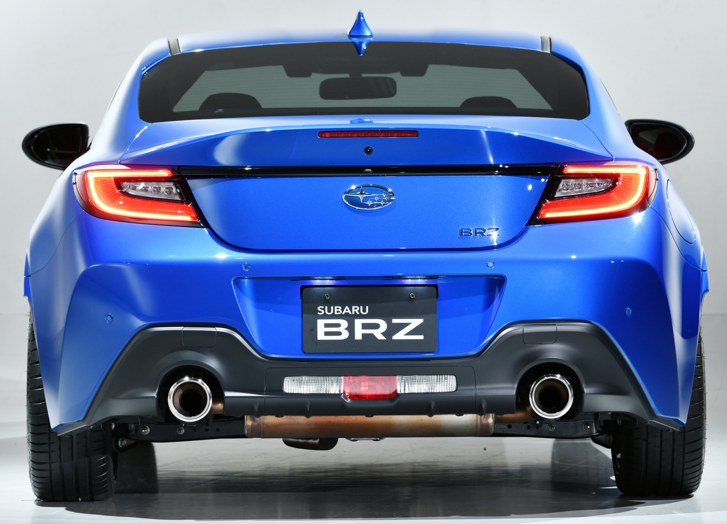 Subaru BRZ JP-spec 2021 vue sur l'arrière