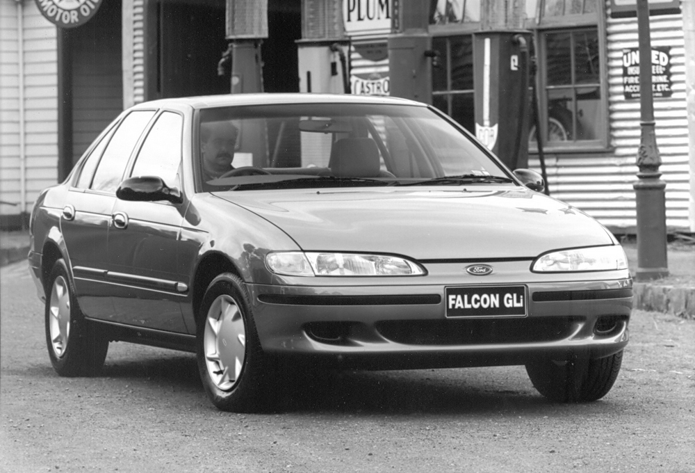 une Ford Falcon GLi AU-spec (EF.I) 1994–1995