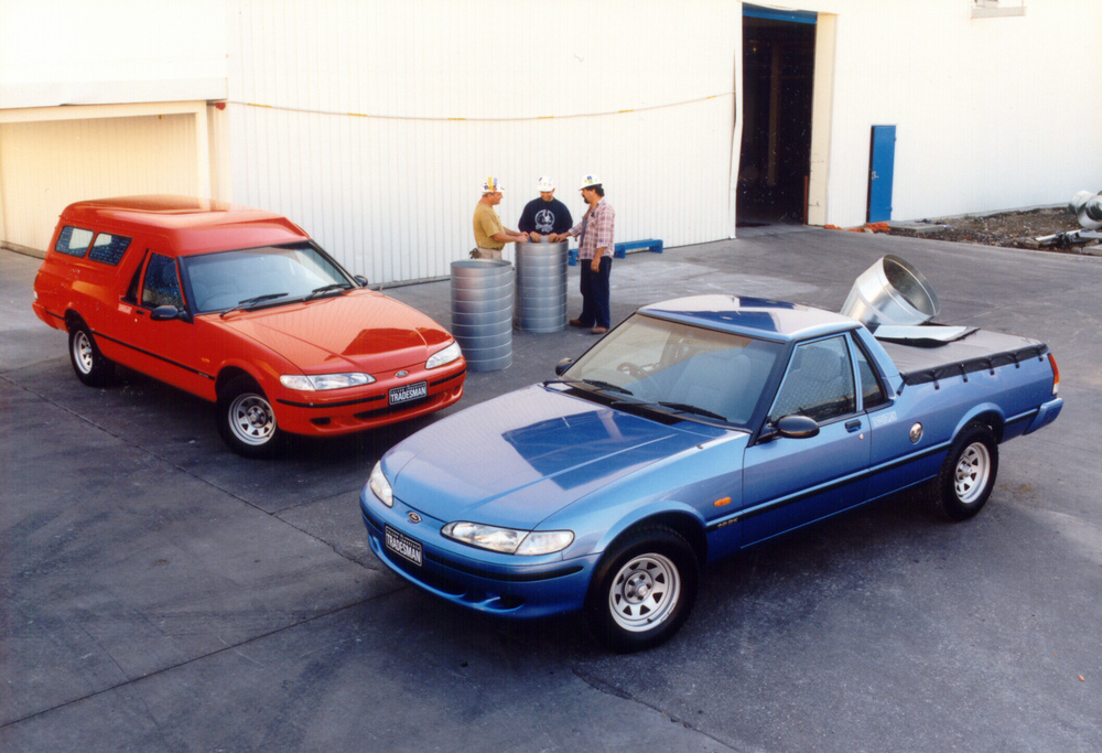 une Ford Falcon GLi Longreach Tradesman Ute AU-spec (EL) 1997–1998