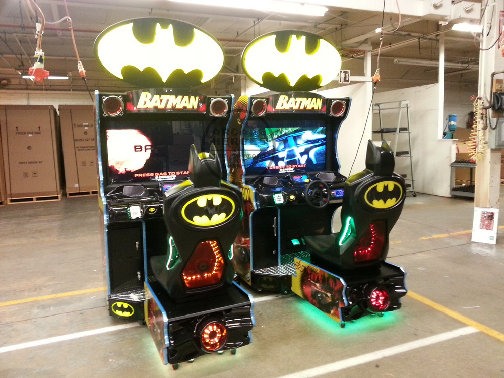 les bornes d'arcade du jeu Batman 2013