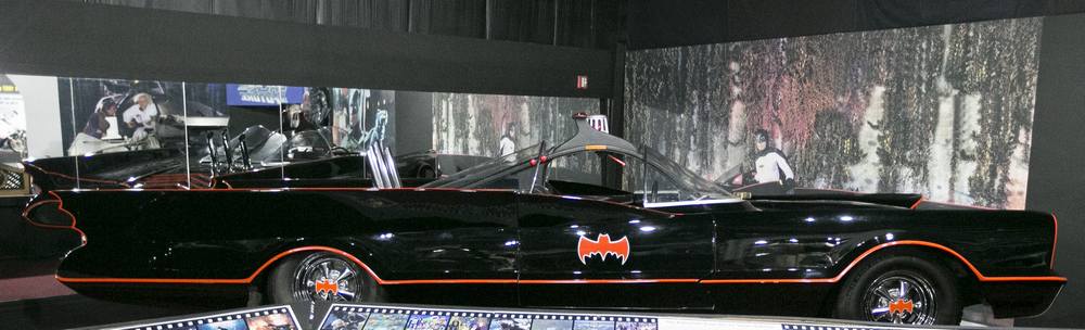 la Batmobile 1966 à l'Historic Auto Attractions, vue de profil droit