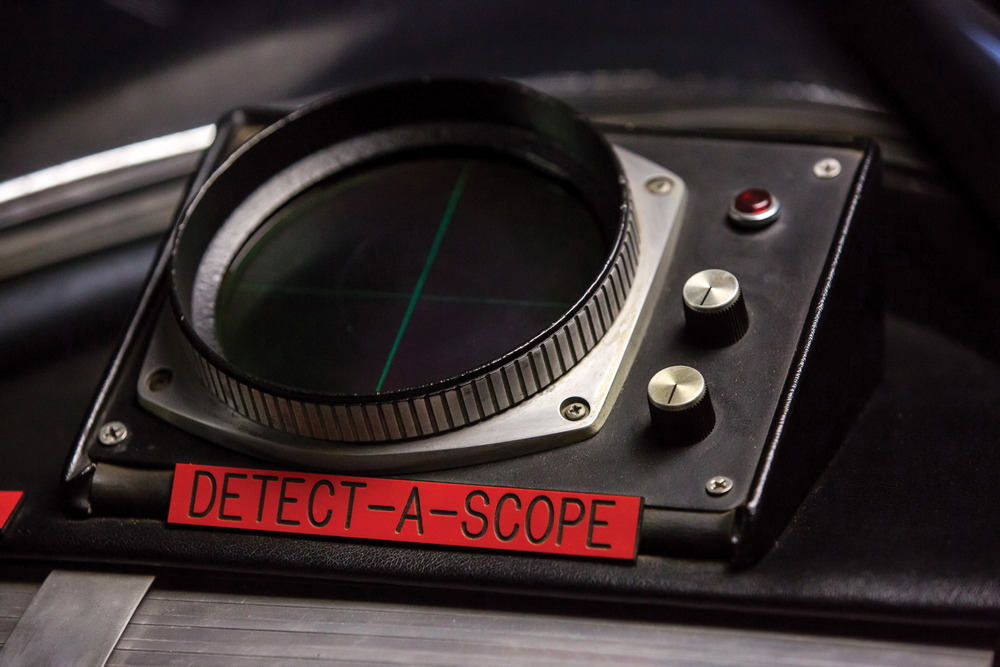 le Detect-a-scope dans l'habitacle de la Batmobile 1966