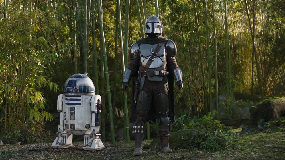R2-D2 accompagne le Mandalorien rendre visite à Grogu