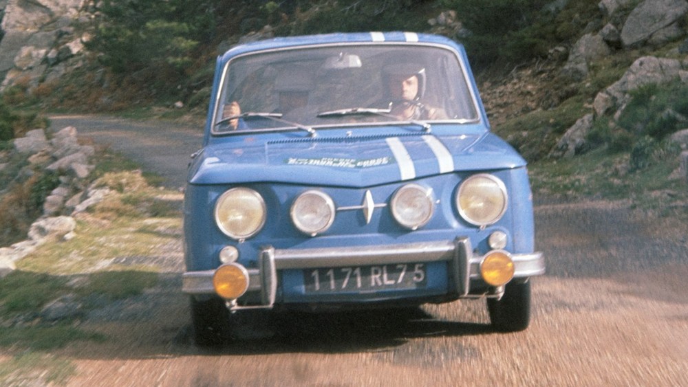 une Renault 8 Gordini 1964–70 vue de face